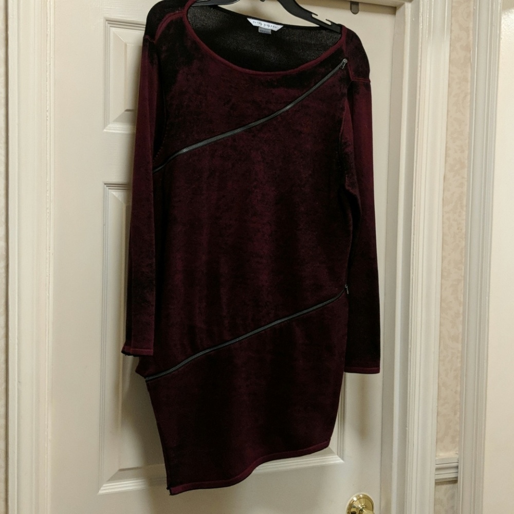 Peter Nygard top